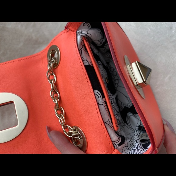 KATE SPADE orange crossbody - Picture 4 of 5